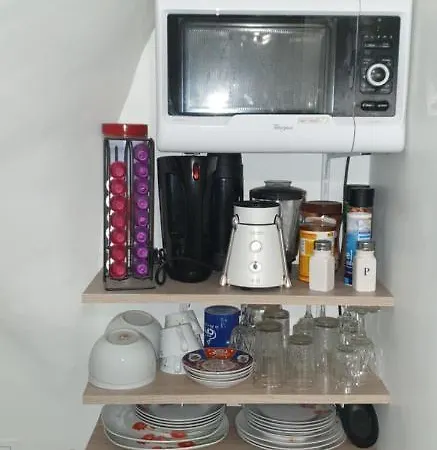 Cosy Small House Διαμέρισμα Κρετέιγ
