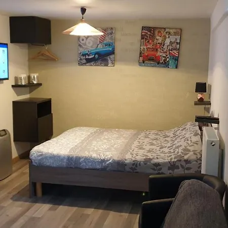 Cosy Small House Διαμέρισμα Κρετέιγ
